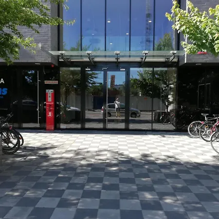 Warszawskie Delux Siedmiogrodzka * Varšava